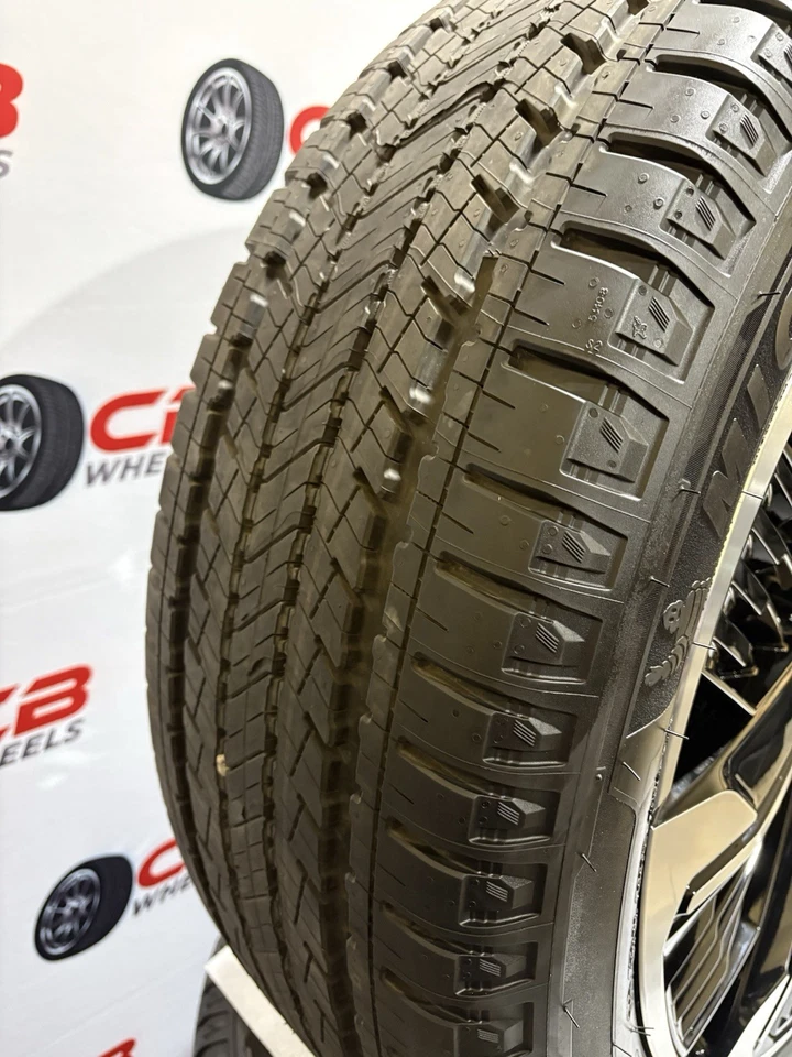 Cadillac Escalade IQ 24” OEM Machined Polished Gloss Black Wheels and Tires - Imagem 3 de 4