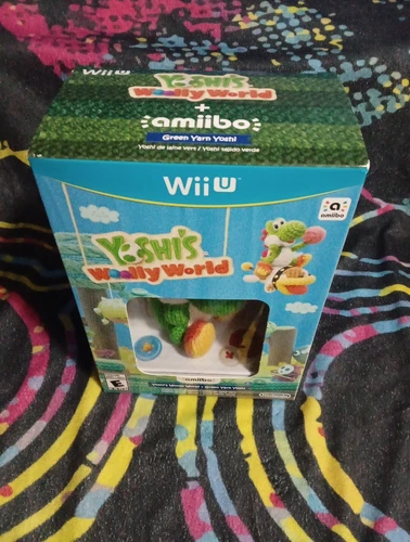 Yoshi's Woolly World Amiibo Bundle Green  (Nintendo Wii U, 2015) NEW