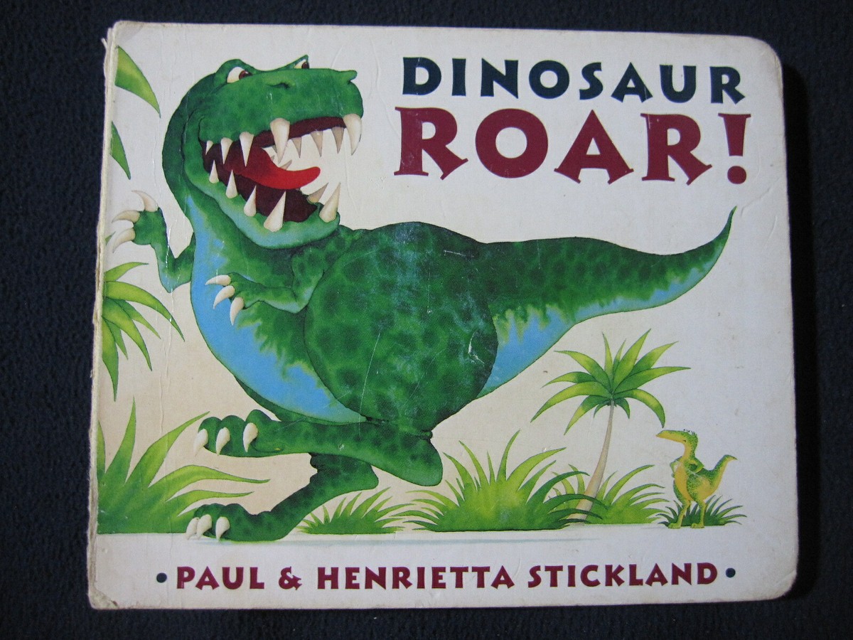 Dinosaur Roar! Board Book Stickland, Henrietta and Stickland, Paul