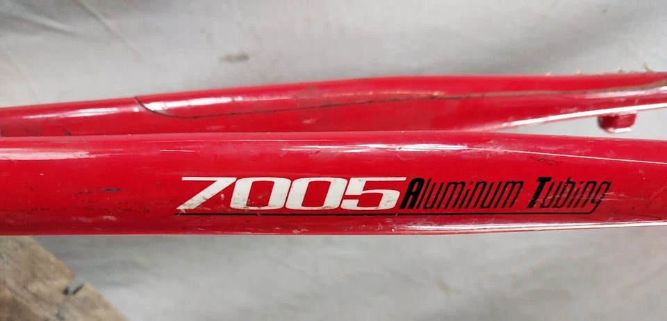 2010 Felt S22 Aero Racing Road Bike Frame 56cm Medium Red Al/Carbon USA Shipper! - Image 4 of 4