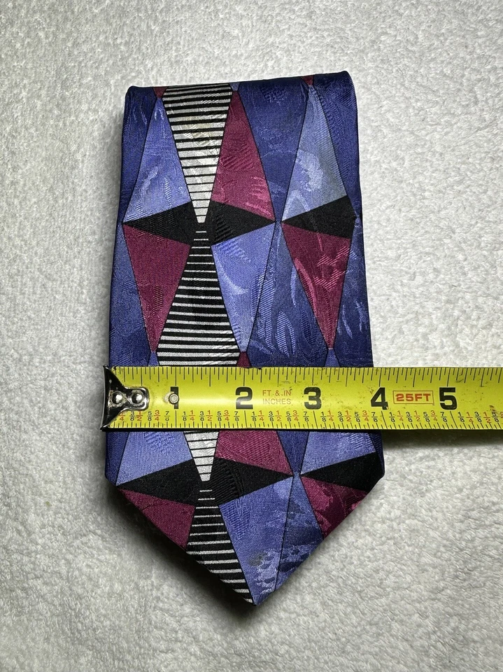Corbata de seda Calèche de colección para hombre LLAVES DE PIANO triangular geomectral 4” en ANCHO Foto 3 de 4