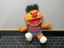Vintage 1996 TYCO Sesame Street Plush Tickle Me ERNIE Laughing Shaking Toy WORKS