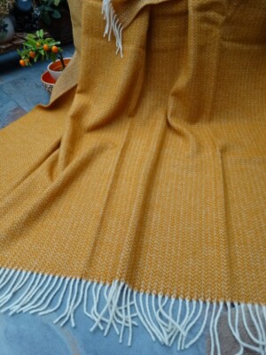 Wolldecke Plaid 140x200cm Wohndecke   100%Wolle  Schurwolle  Senf
