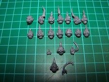16 Plague Marine Heads (bits)