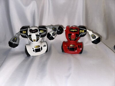 2 SHARPER IMAGE 2019 ROBOTS Designed by Silverlit Toys WORKS NO REMOTES