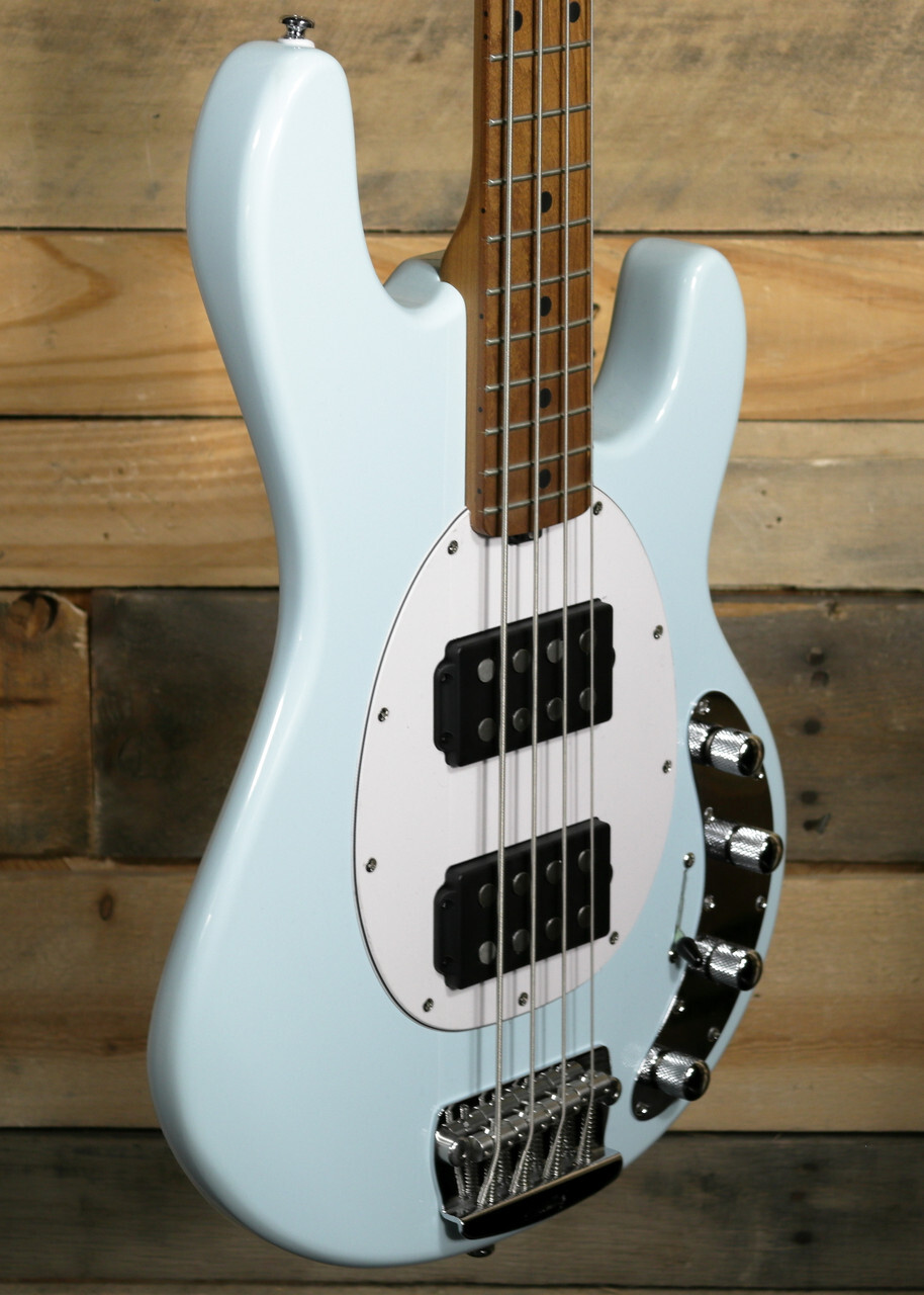 Sterling StingRay Ray34HH 4-струнный бас-гитара Daphne Blue с сумкой для хранения 169890₽