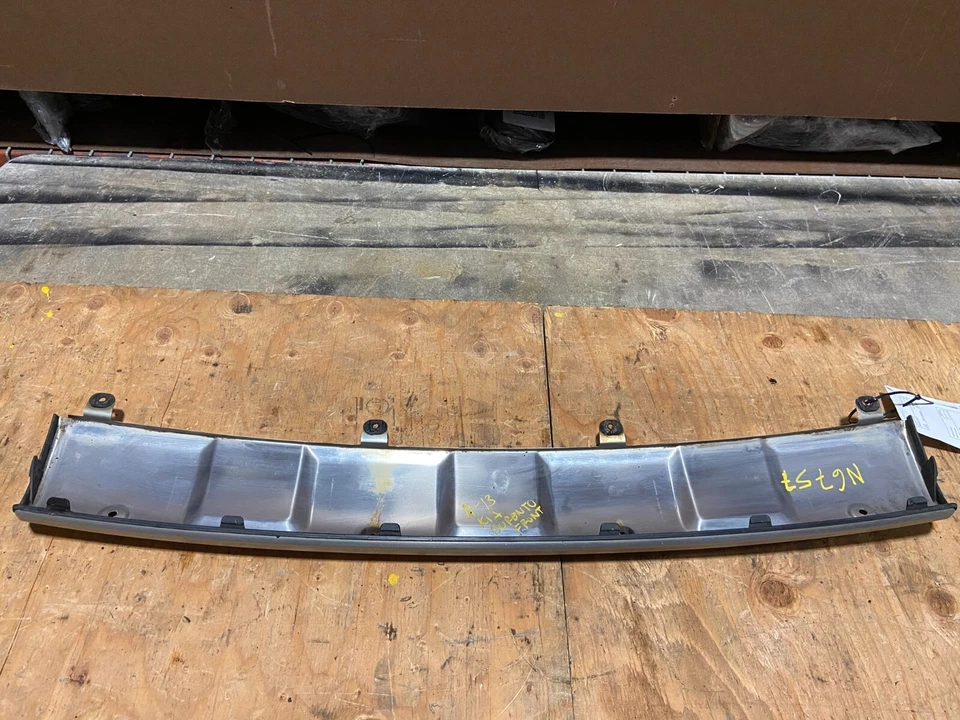 2011 to 2013 Kia Sorento SX Front Bumper Skid Plate Trim Cover 86565-1U200 N6757 - Image 4 of 4