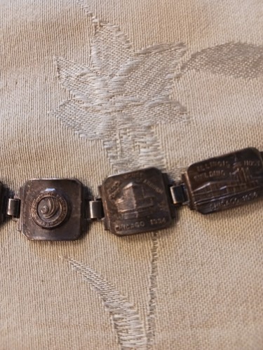 Pulsera de la Feria Mundial de Chicago 1934 General Motors y más 6" - Imagen 7 de 15