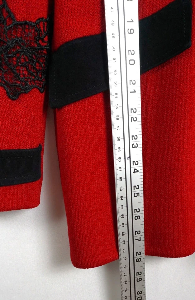 ST JOHN BY MARY GREY RED KNIT JACKET LEATHER ACCENTS HOLIDAY SZ 8 - Image 3 of 4