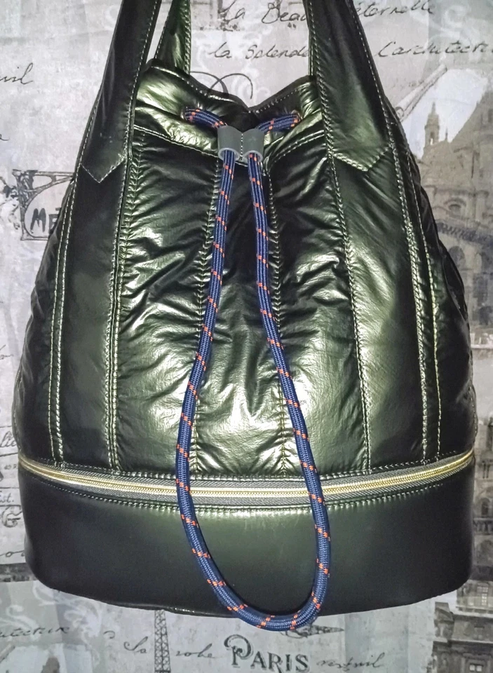 Bolso Cubo acolchado LG verde metálico STELLA & DOT Crush It se expande usado en excelente estado💚  Foto 3 de 4