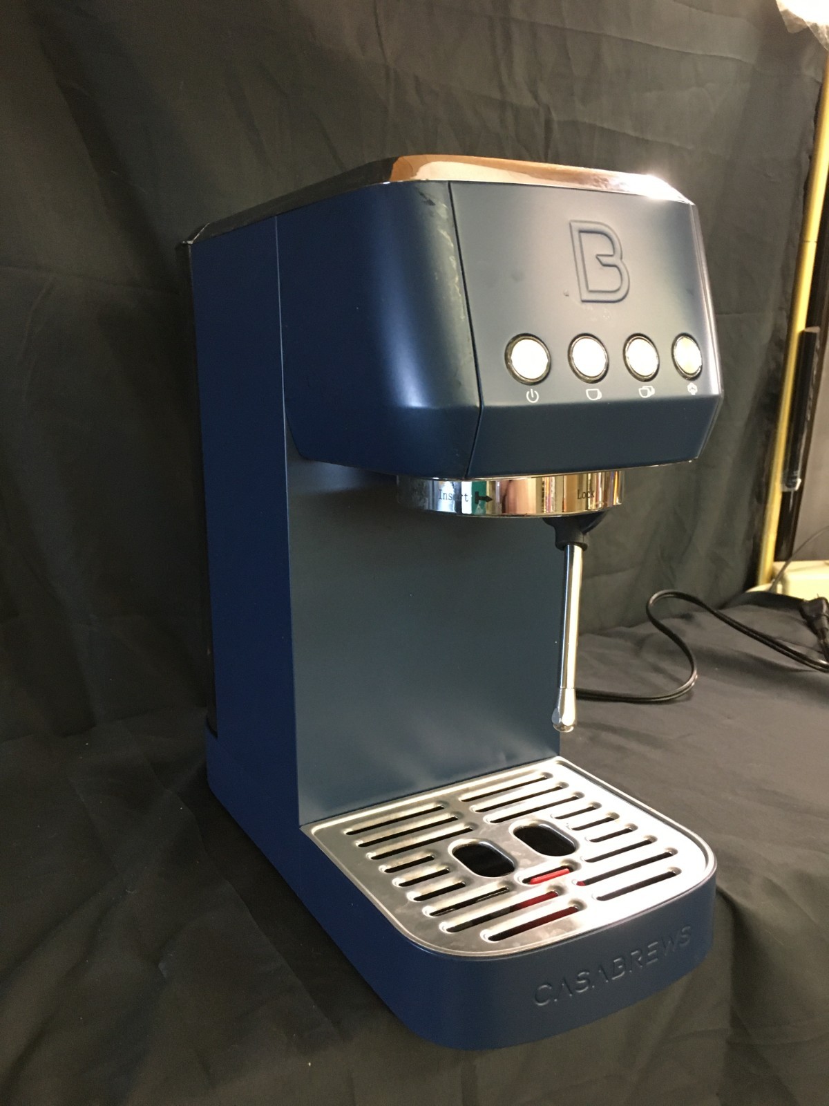 CASABREWS 3700 Essential 20 Bar Espresso Machine w/ Milk Steamer - Blue
