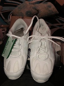 kaepa stellarlyte cheer shoe