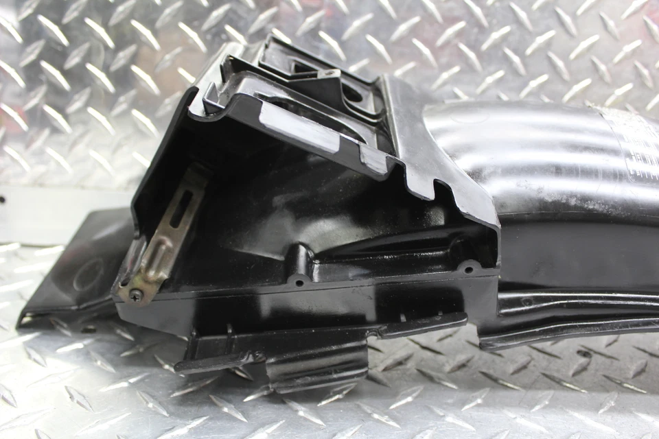 1985 HONDA INTERCEPTOR 500 VF500F ЗАДНЕЕ КРЫЛО ГРЯЗЕВАЯ ЗАЩИТА 80105-MF2-020 - Изображение 2 из 4