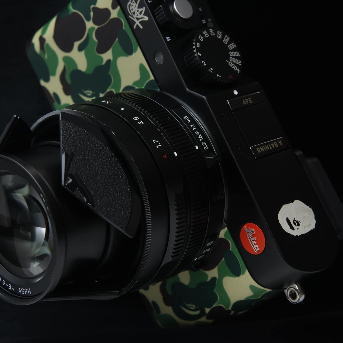 Leica D-LUX7 A BATHING APE x STASH EDITION Black | eBay Leica D-LUX7 A BATHING APE x STASH EDITION Black | eBay