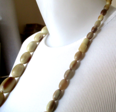 Collier Sautoir Art Déco Vintage En Bakélite - Perles Anciennes - Longueur 110 Cm - Occasion Parfait état