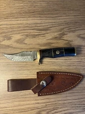 Fixed Blade Damascus Knife With Leather Sheath