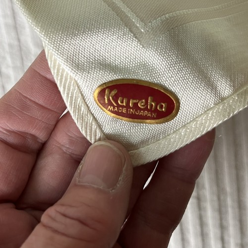 11 NEW-UNUSED KUREHA Satin DAMASK TABLE NAPKINS/JAPAN- Red Gold Stickers 19"x19" - Picture 13 of 13