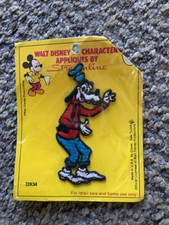Vintage GOOFY Streamline Walt Disney Productions Applique Patch 3”-L