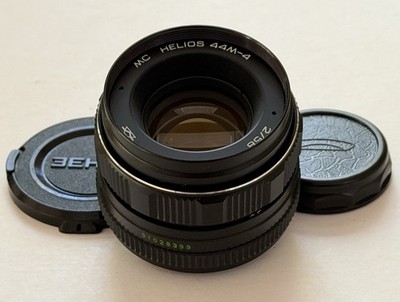 Helios MC 44M-4 58mm f/2 M42 Soviet Portrait Lens   Excellent Condition