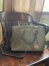 Michael Kors Camille Large Pebbled Leather Purse- Olive Green, Great Condition