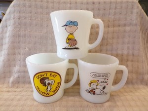 3 Peanuts Snoopy Charlie Brown Cartoon Character Anchor Hocking Coffee Mugs