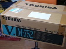 NEW RareFind Toshiba M-752 Pro Drum V3 Technology 6 Head HiFi VHS Player VCR