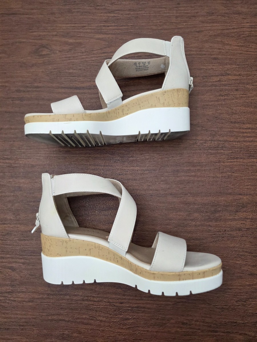 Naturalizer Goodtimes wedge sport sandal in cream- size 7.5 med