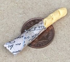 Dolls House French Stick In Bag Kitchen Shop Loaf 1:12 Scale Accessory tumdee