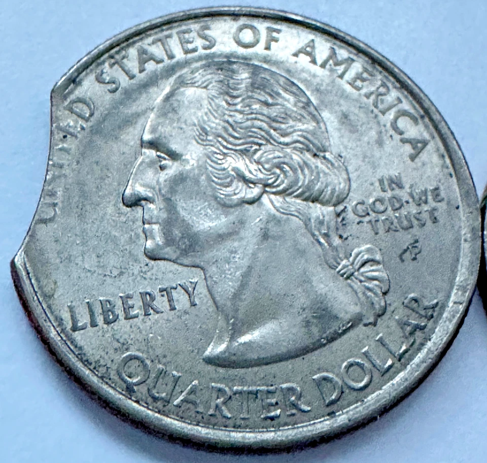 2000P S. Carolina Quarter + 2005P Oregon Quarter ERRORS 7% round clip SET - Image 3 of 4