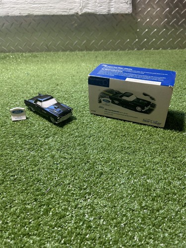 Department 56 - 1955 Ford Thunderbird with Sign #56-54950 Original Snow ...