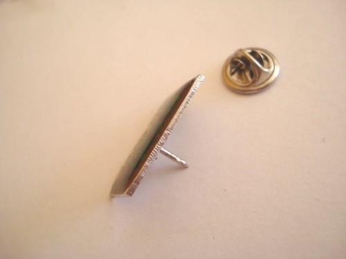 PINS VINTAGE MA FORET C’EST SACRE POLITIQUE wxc 32 - Imagen 2 de 3