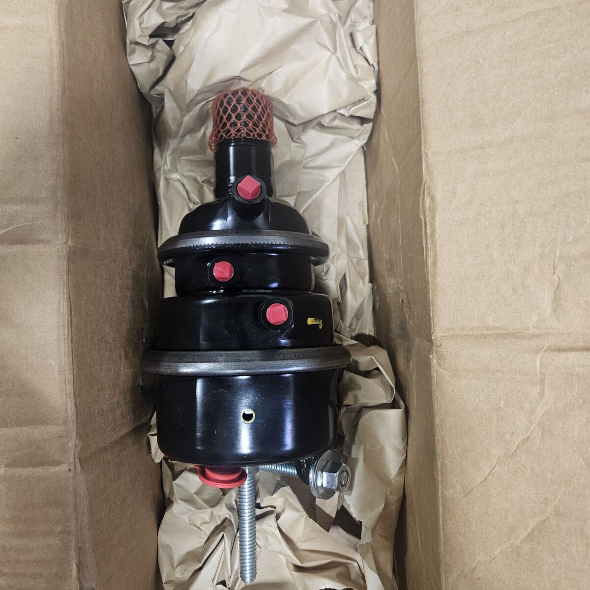 NEW LMTV FMTV REAR AIR BRAKE CHAMBER 2530-01-394-8332 X24 NEW LMTV FMTV REAR AIR BRAKE CHAMBER 2530-01-394-8332 X24