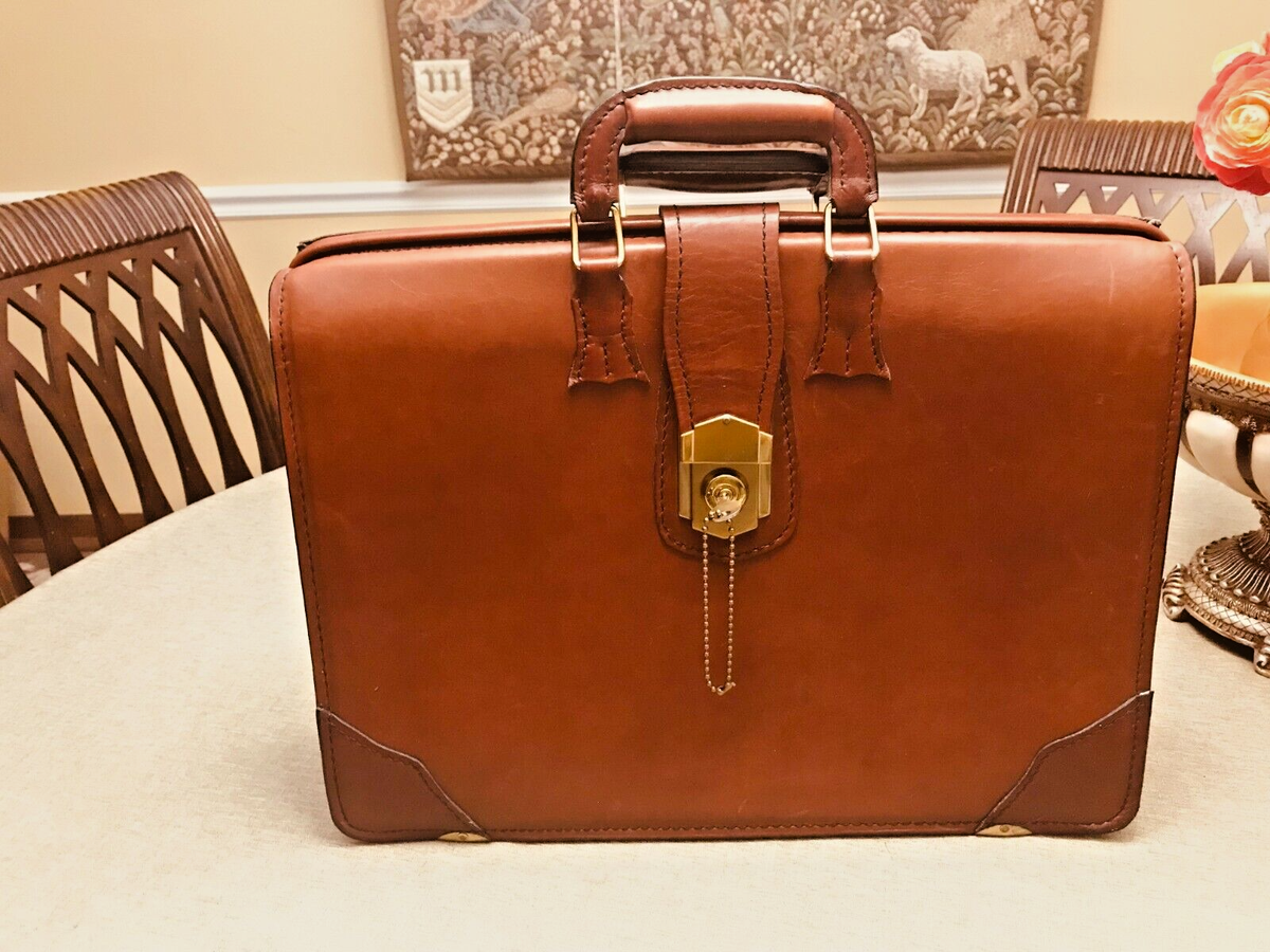 Schlesinger Brothers ヴィンテージ　アタッシュケース　(c5 SCHLESINGER BROTHERS Tan Heavy Leather Briefcase / Lawyer Bag