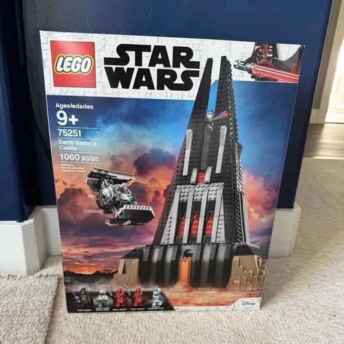 LEGO Star Wars Darth Vader's Castle 75251 Complete Set 1060 Pieces Ages 9+
