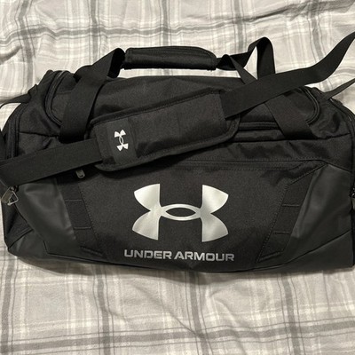 Under Armour Undeniable 5.0 SMALL Duffle Bag, Black/Metallic Silver