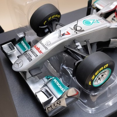 MINICHAMPS 1/18 Mercedes GP F1 Team Michael Schumacher Showcar