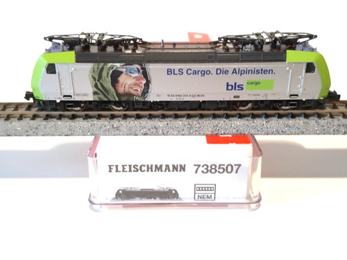 LOCOMOTORA Rh 485 003-8 BLS CARGO SUIZA (SBB) ÉPOCA VI FLEISCHMANN 738507 (E595) | Condition: Nuevo