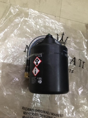 GENUINE MASERATI GRAN CABRIO TYRE FOAM KIT WITH COMPRESSOR / PUMP WITH MANUAL - Picture 10 of 12
