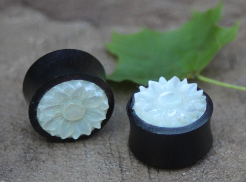 Pair of Organic Wood Plugs Ear Gauges Mother of Pearl Lotus Flower 00g 1/2 5/8 - Image 2 of 2