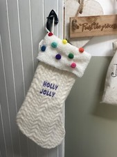 Kremowa wełniana wisząca pończocha świąteczna kolorowa kropka 