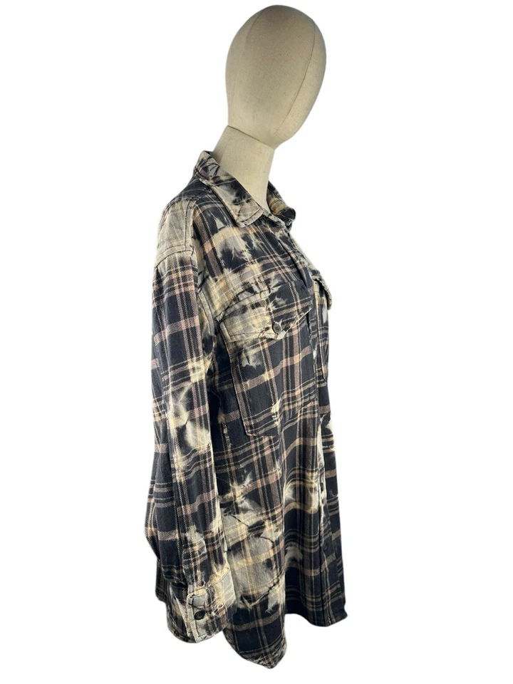 Camisa túnica de franela abotonada a cuadros All Saints para mujer talla grande 4 Foto 3 de 4