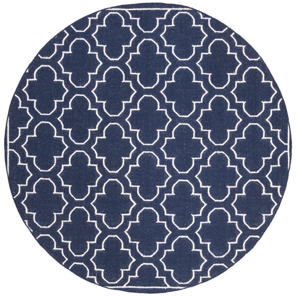 SAFAVIEH Dhurries DHU625D Handwoven Navy / Ivory Rug - Image 4 of 4
