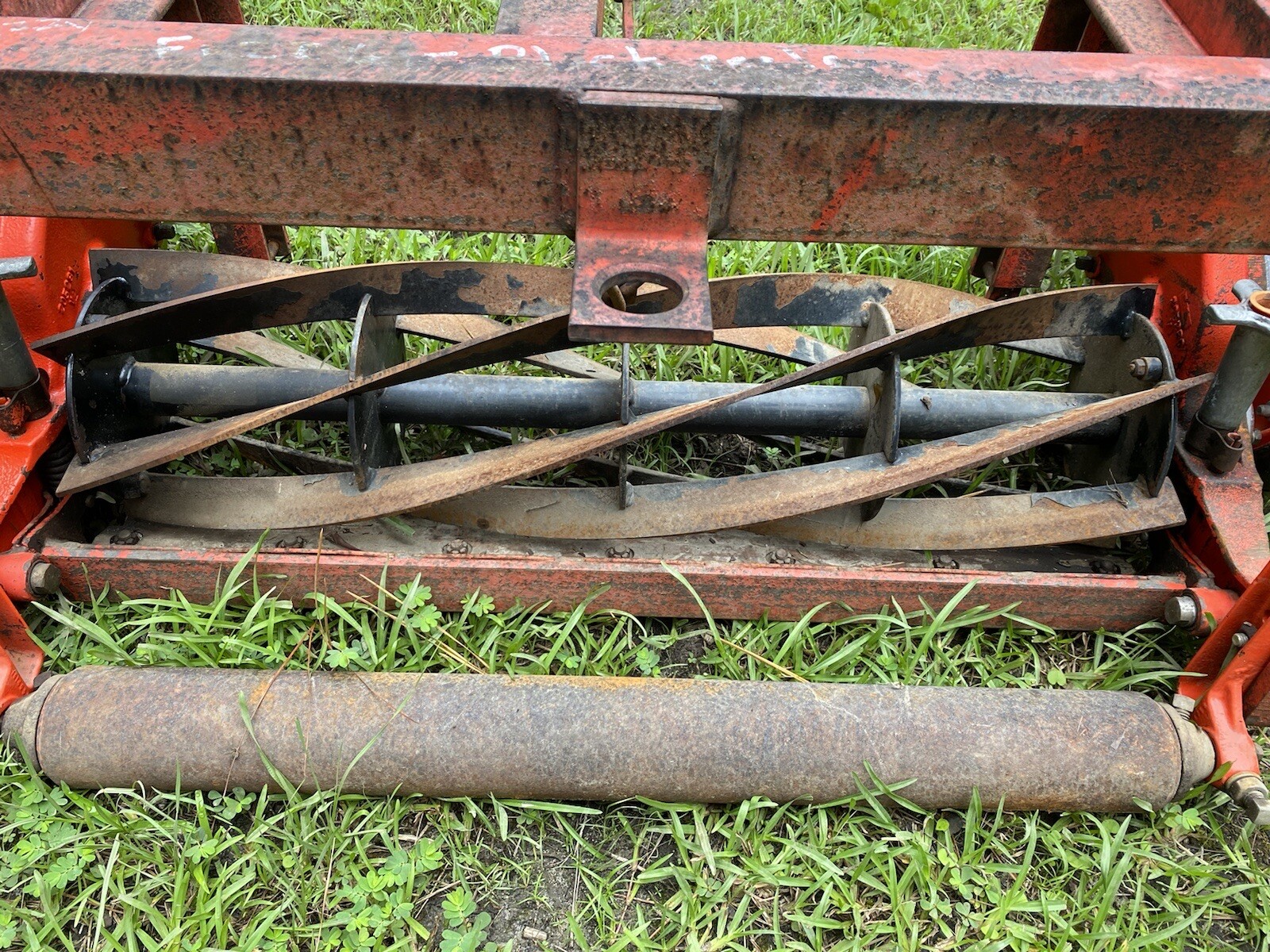 Jacobsen 3 Gang Pull Behind Golf Course Fairway Ballfield Estate Reel