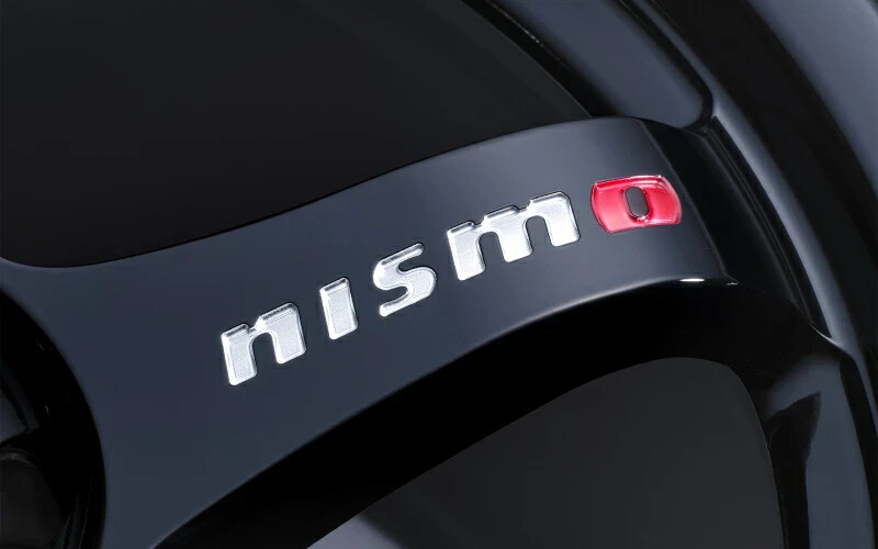 NISMO LMGT4 Wheel 18 x 10.5J 15 5H/114.3 4030S-RS130-BK GT-R