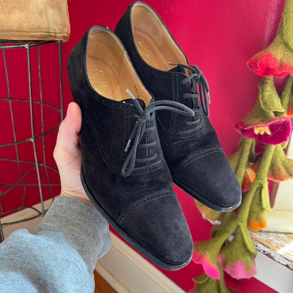 Vintage 1970s Gravati Italian Black Suede Leather Pointed Toe Oxford Pumps 8 - Image 2 of 4