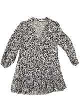 Zara Black & White Floral print v-neck Tiered Mini Long Sleeve dress size Small 