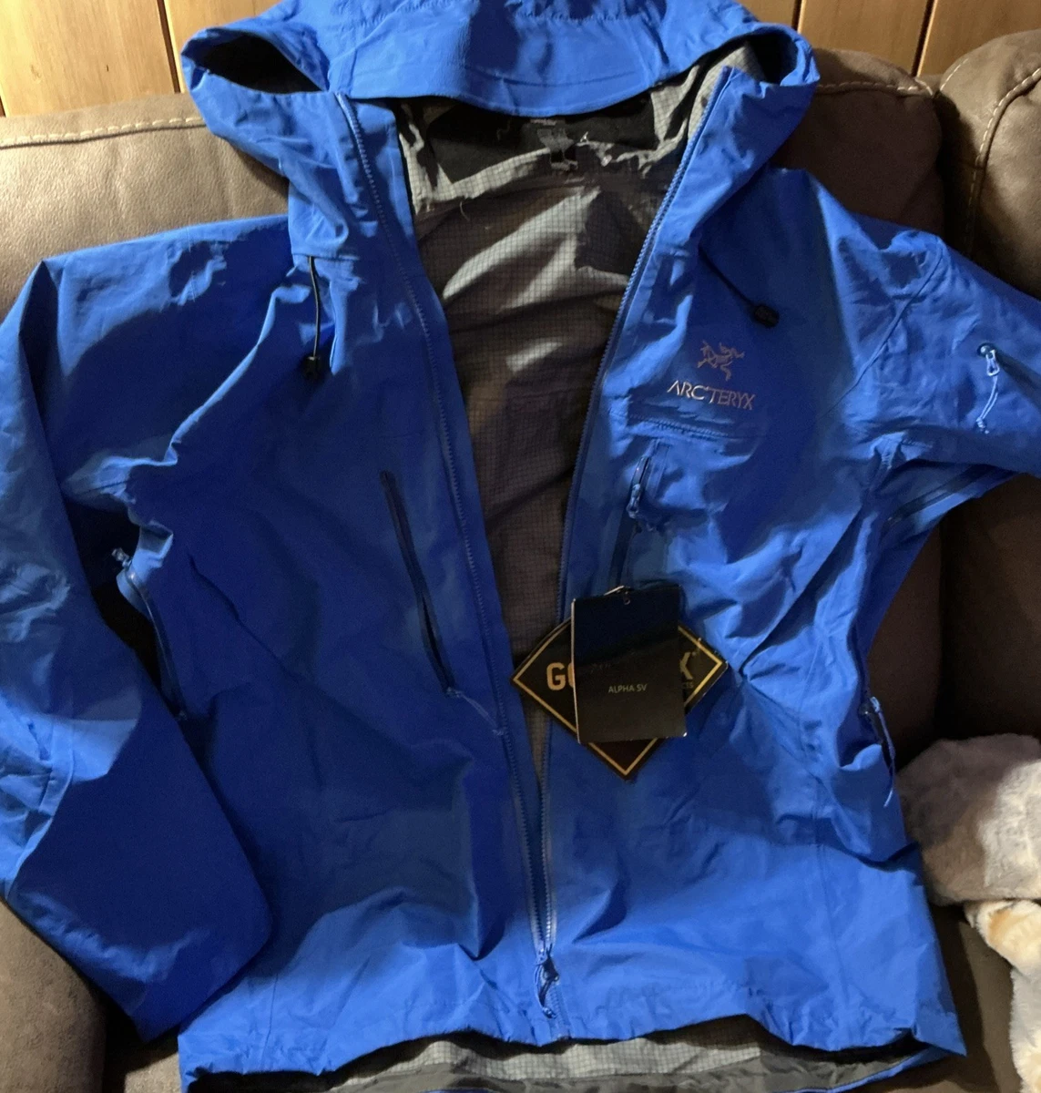 Arc'teryx Arc'teryx Alpha SV Jackets for Men for Sale - Shop New