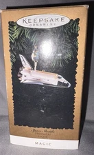 Hallmark Keepsake Space Shuttle - Stringer! Light - Magic 1995