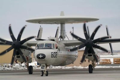 3D-printed 1/144 E-2 early warning aircraft propeller, unpainted model
