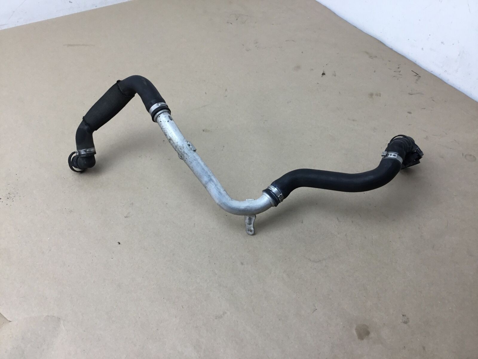 Audi R8 2011 Right Secondary Air Pump Connecting Pipe Sensor Hose Line 08-12 :A